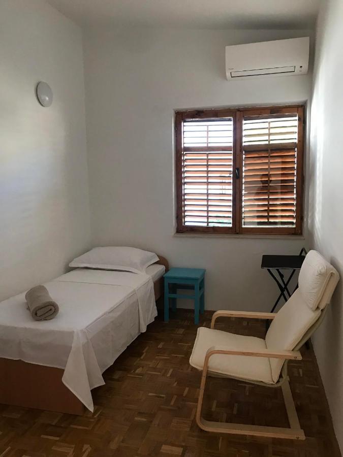 Six Bedroom Holiday Home Matea Ploce  Extérieur photo