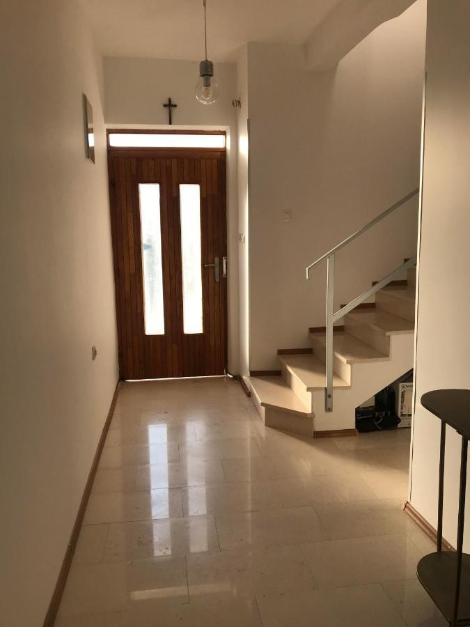 Six Bedroom Holiday Home Matea Ploce  Extérieur photo