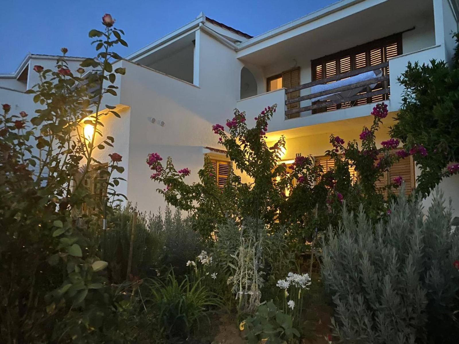 Six Bedroom Holiday Home Matea Ploce  Extérieur photo